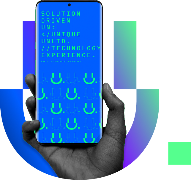 Mão segurando um celular com a logo da U-Tech ao fundo